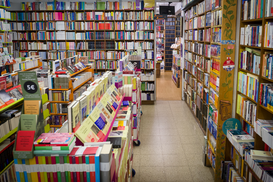 Home Libros  Librería Follas Novas. Santiago de Compostela.