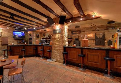 Alcabor – Café – Bar – Museo